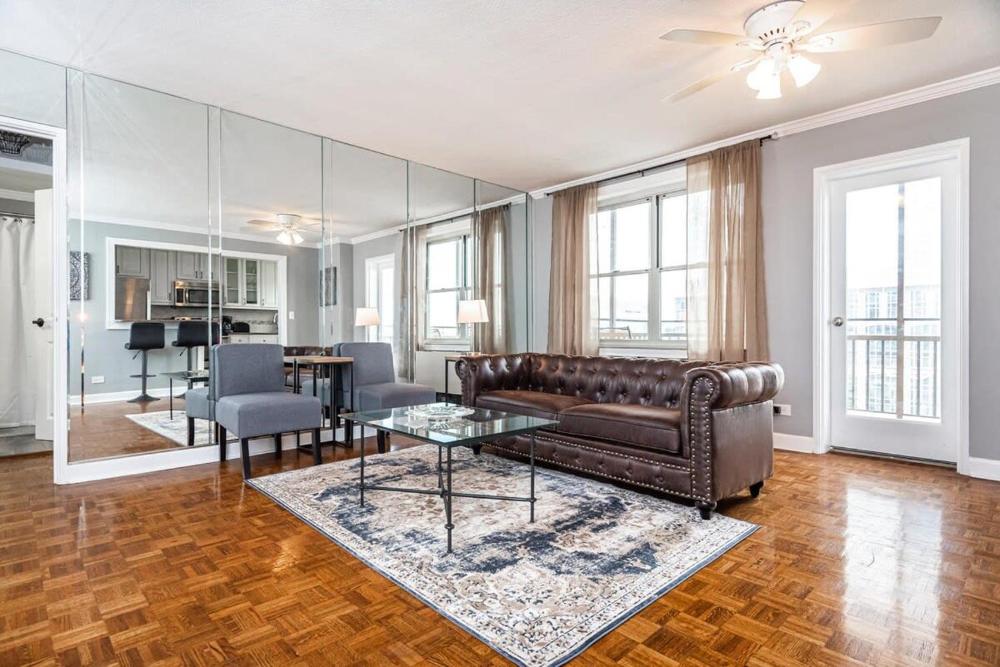ENTIRE CONDO! Downtown! 24 Concierge! PT9B
